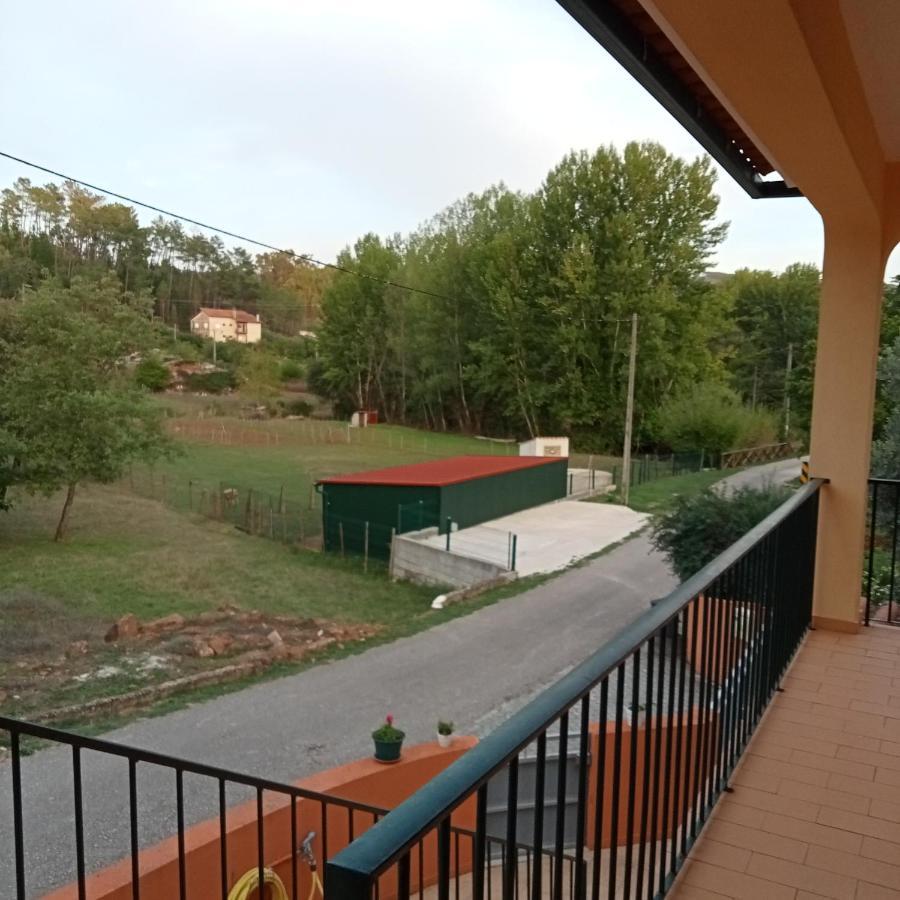 Alvaiázere Alojamento Local - Casa Amarela מראה חיצוני תמונה